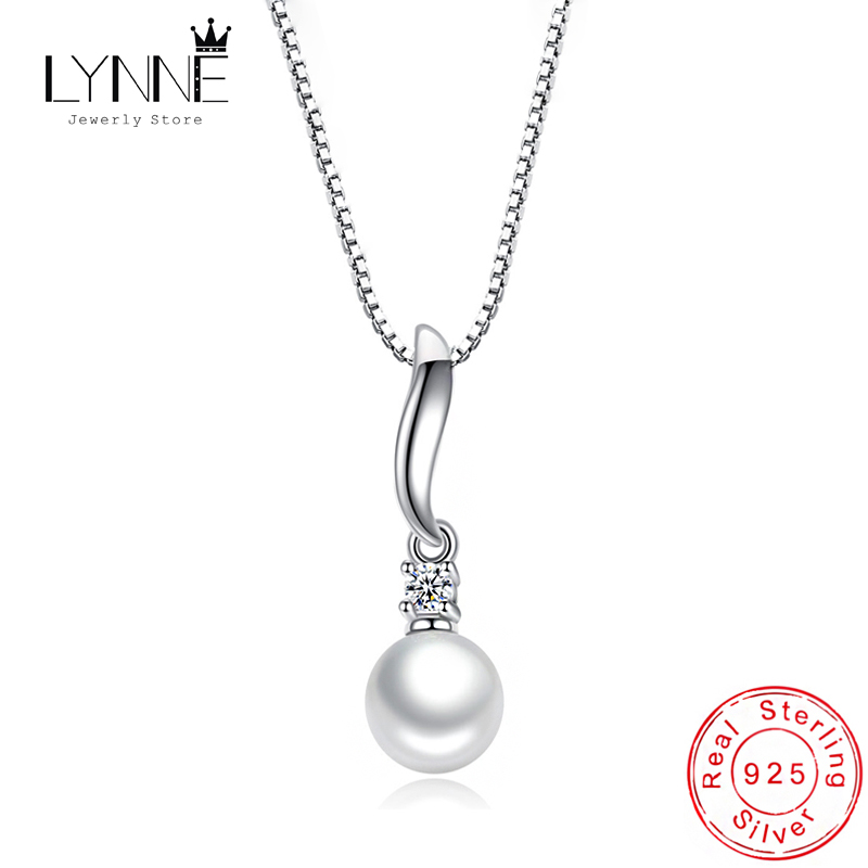 Pearl Trim Chain - Colar com pingente de pérola zircônia