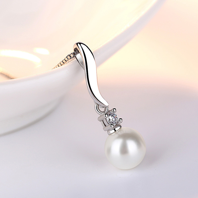 Colar com pingente de pérola z - Pearl Trim Chain avaliação e preço